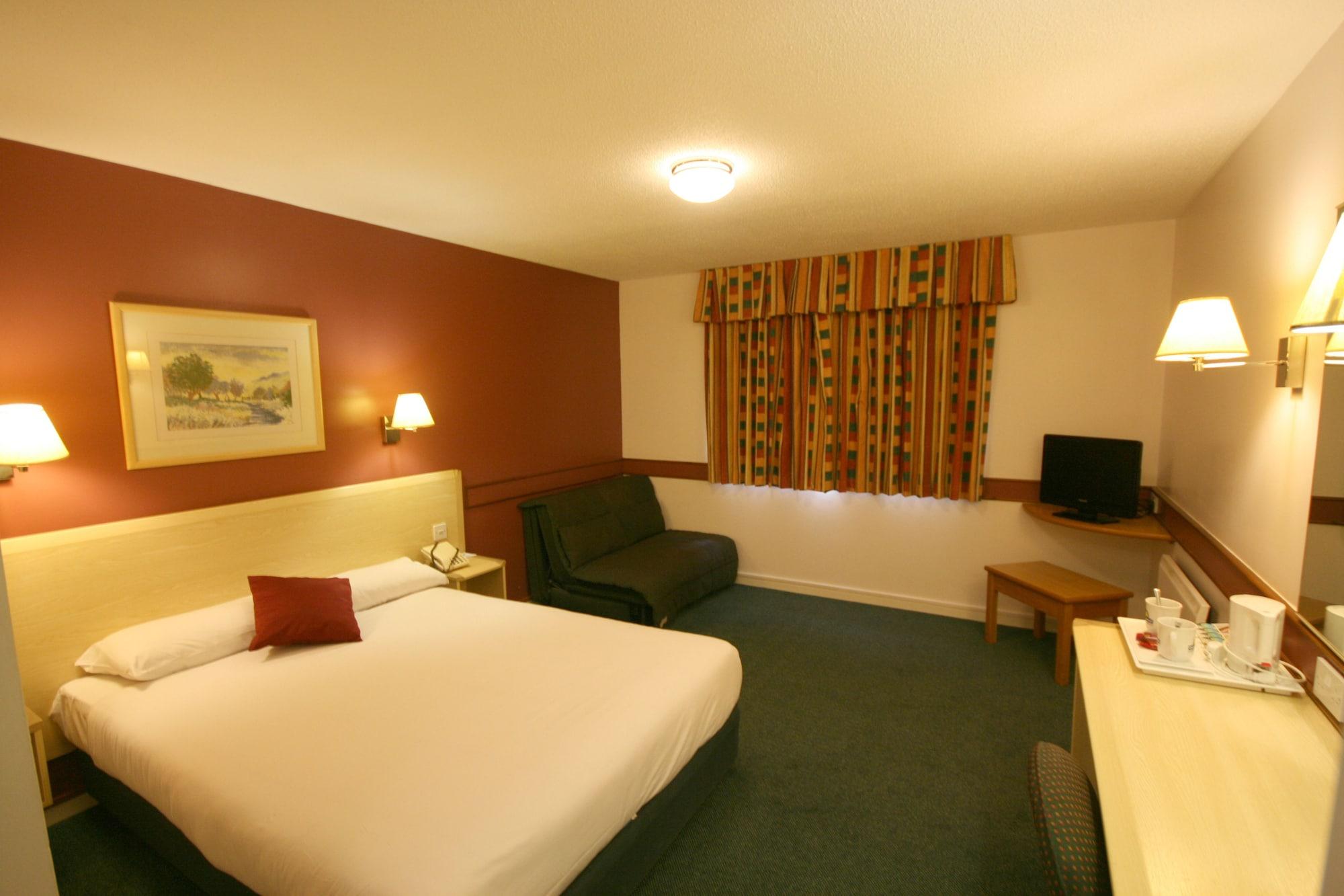 Days Inn Bradford M62 Esterno foto