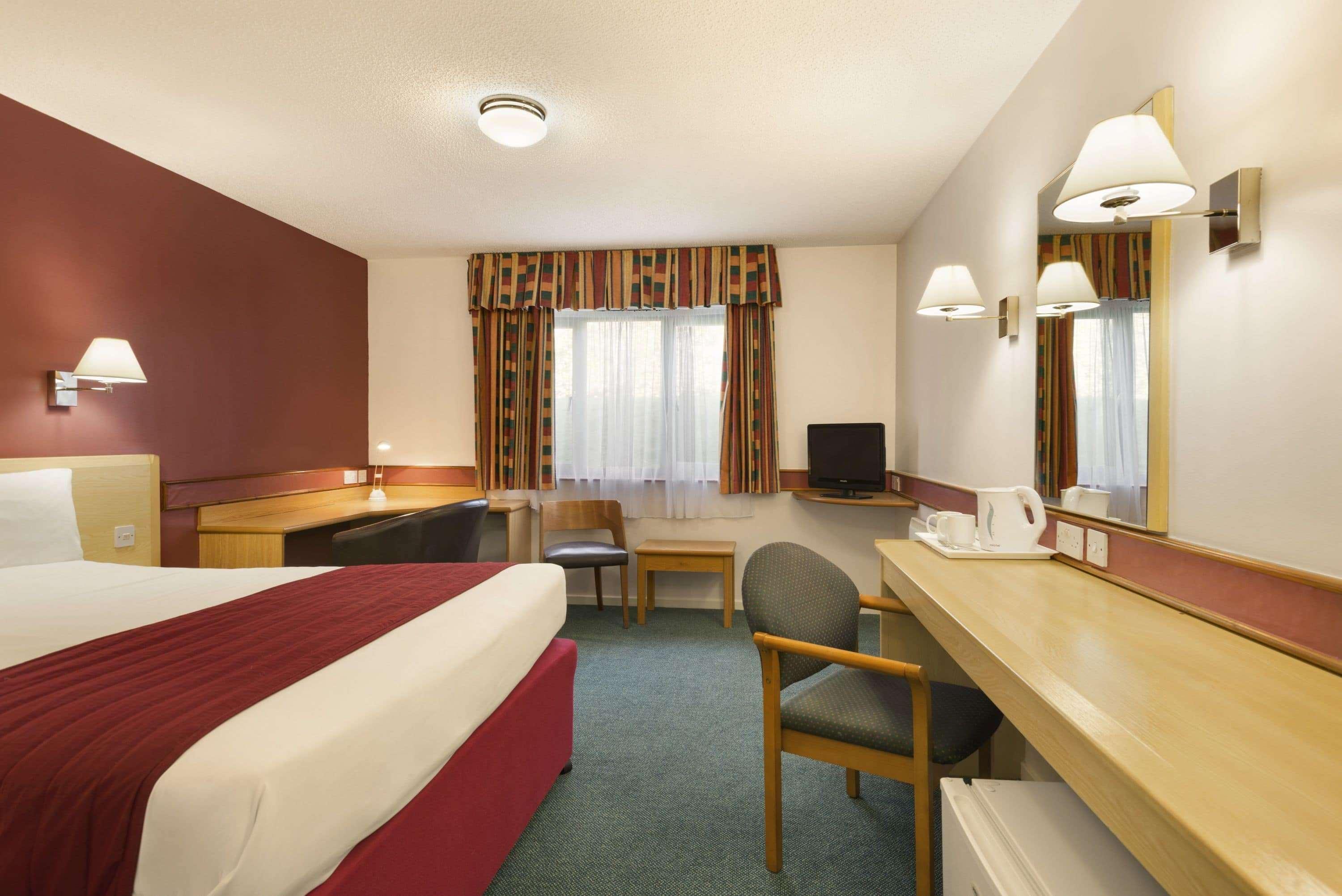 Days Inn Bradford M62 Esterno foto